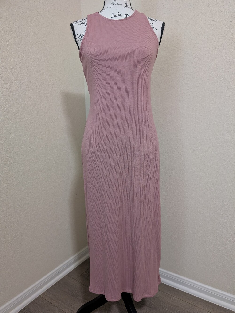 NWT•She+Sky Delilah Mauve Ribbed Crisscross Open Back Sleeveless Midi Dress•M🌷